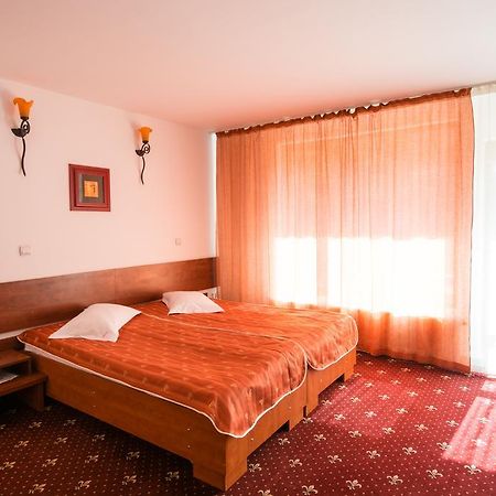 Pensiunea Crescent Предеал Екстериор снимка